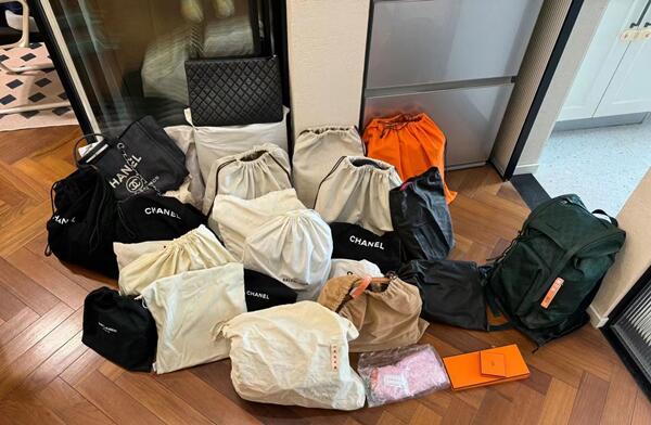 黄冈市麻城回收奢侈品衣服.jpg